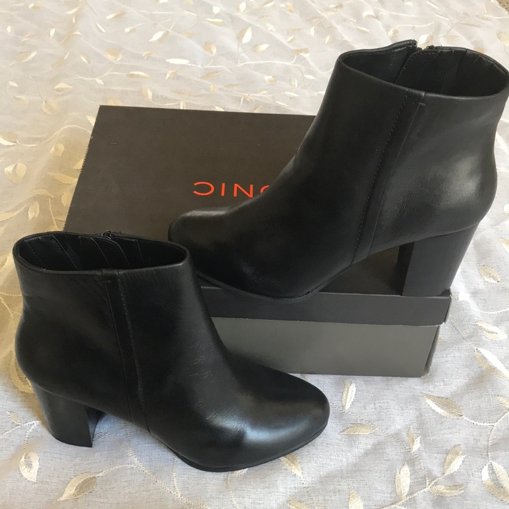 VIONIC Kennedy Bootie - Picture 4 of 8